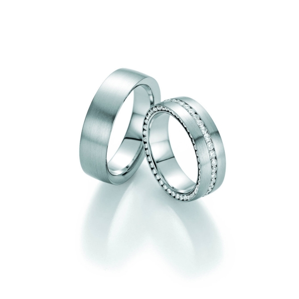 Collection Ruesch Trauringe Bellezza 02/50110 & 02/50120