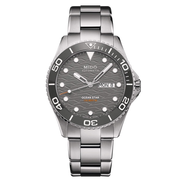 Mido Ocean Star M042.430.11.081.00 Diver 200 C